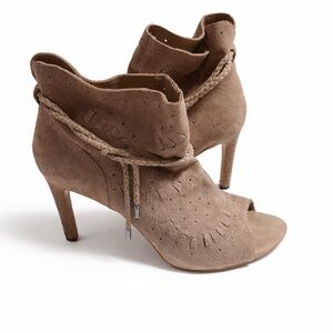 DV Dolce Vita Taupe Suede Open-Toe Ankle Booties | Size 10